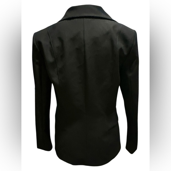 White House Black Market Signature
Blazer Black Size 6 - Picture 7 of 14